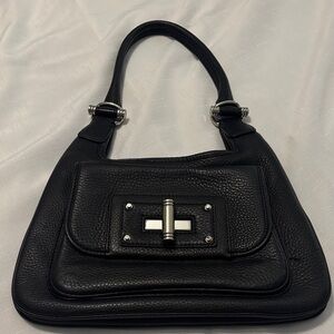 Banana Republic black pebbled leather shoulder bag w/turn-lock magnetic closure